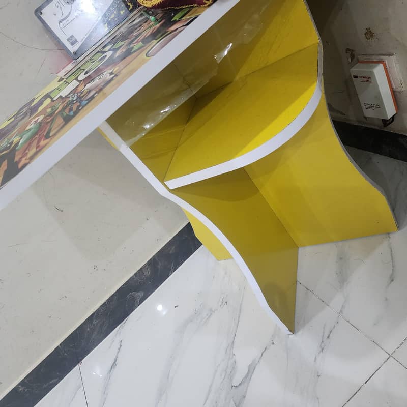 study table for kids 2