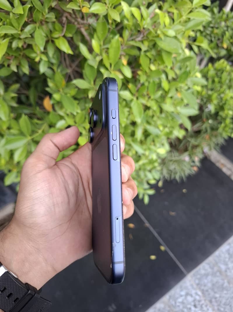 Apple iPhone 17 Pro 1