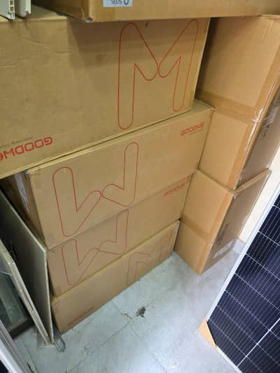 Goodwe 6kw Bybrid Inverter with battery also 8,10,12,15,20kw available