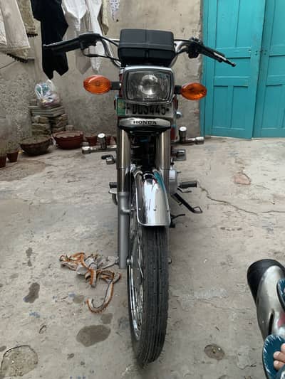 Honda 125. . 03007974202