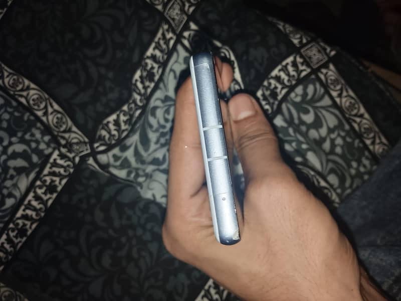 Google Pixel 7a 4