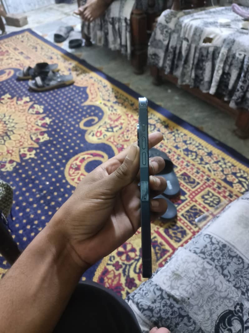 Apple iPhone 12 Pro Max 0