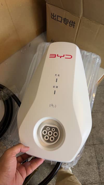 Original Brand New BYD charger BOX PACK _ Lahore
