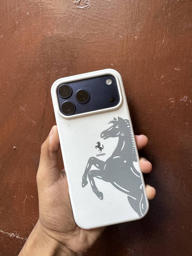 Apple iPhone 17 Pro Max 1