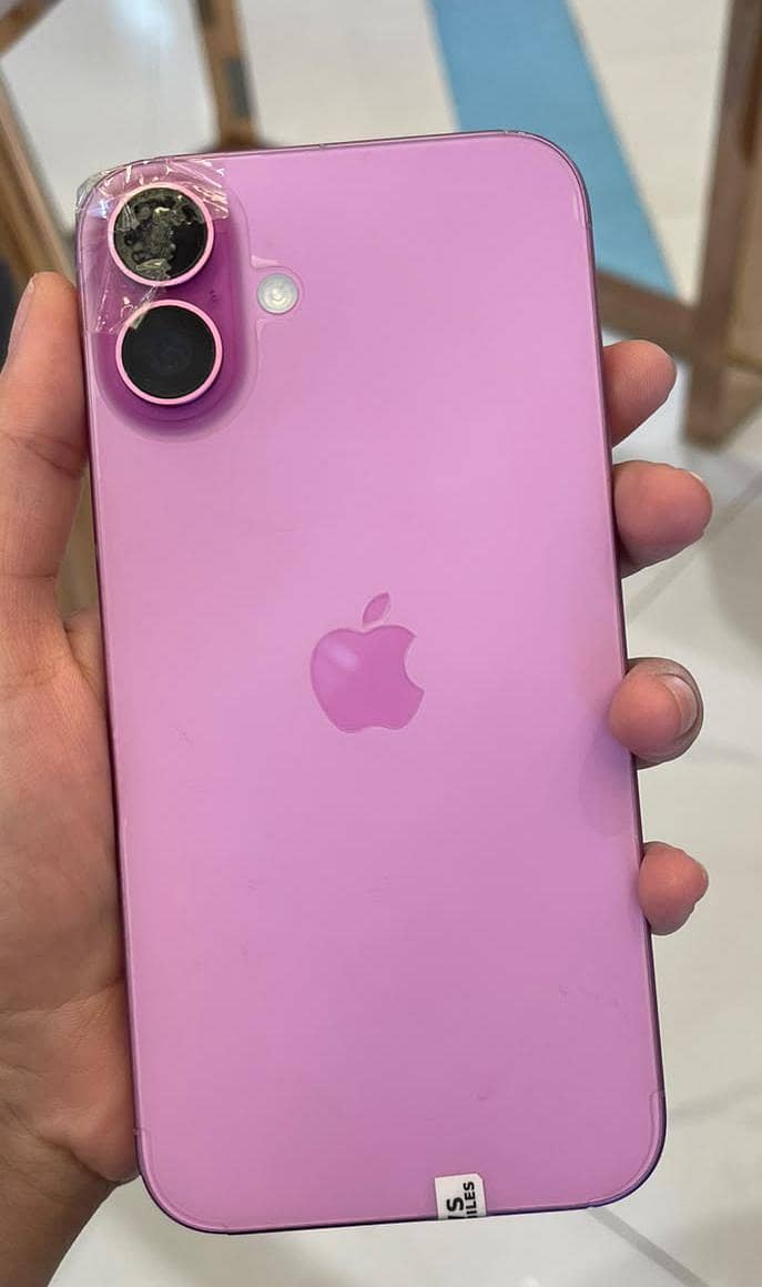 Apple iPhone 16 Plus 2