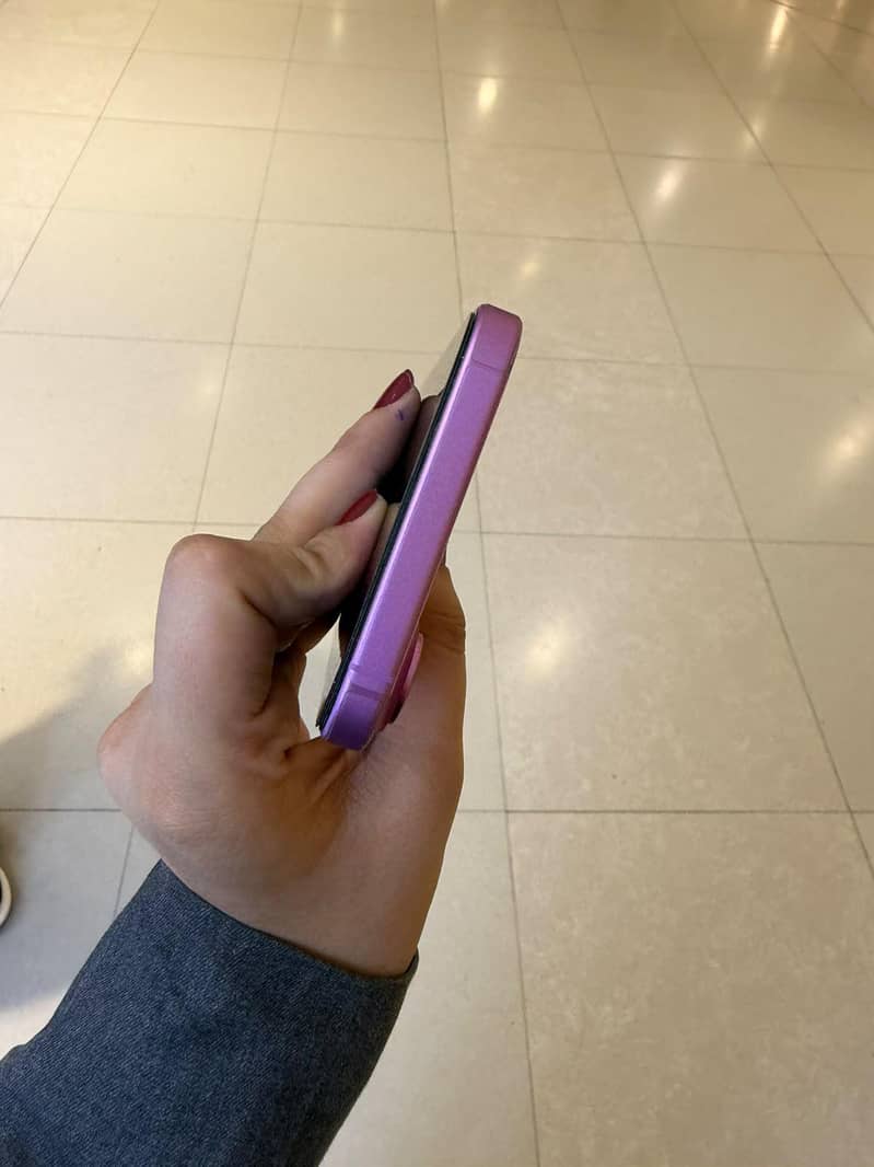 Apple iPhone 16 Plus 7