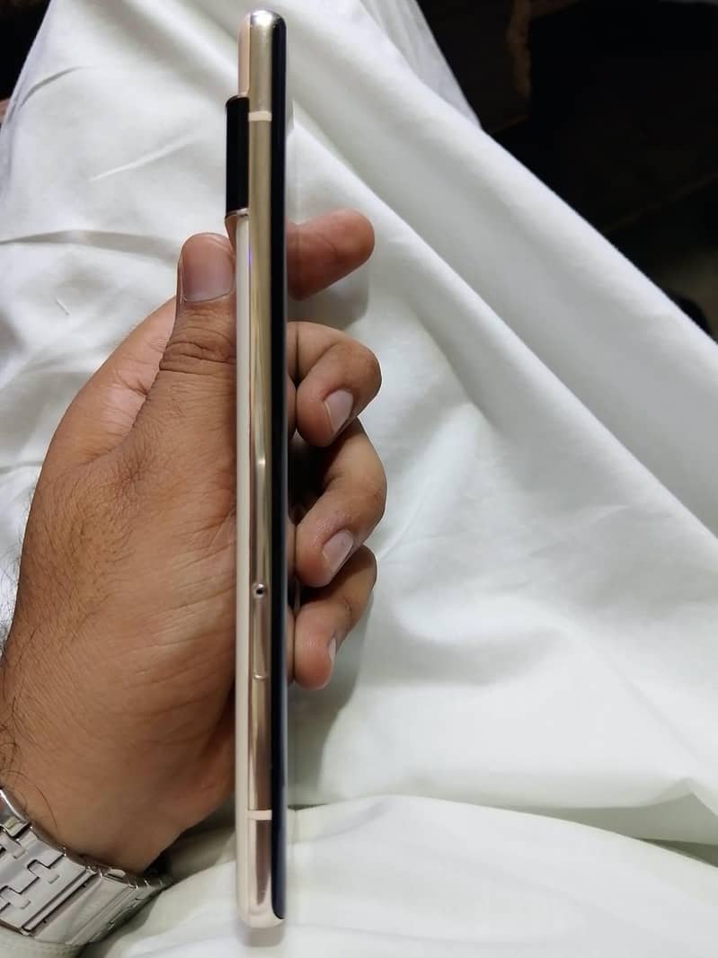 Google Pixel 6 Pro 4