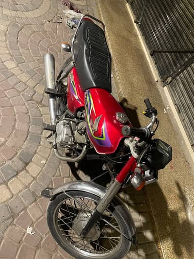 Honda CG 125 2018 Model Lahore Registered Original Condition