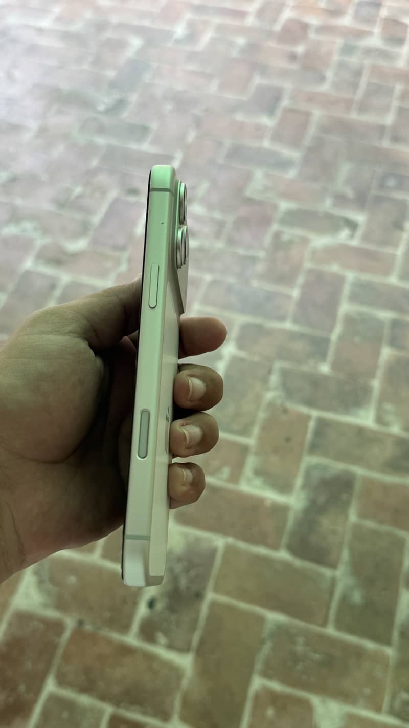Apple iPhone 17 Pro Max 1
