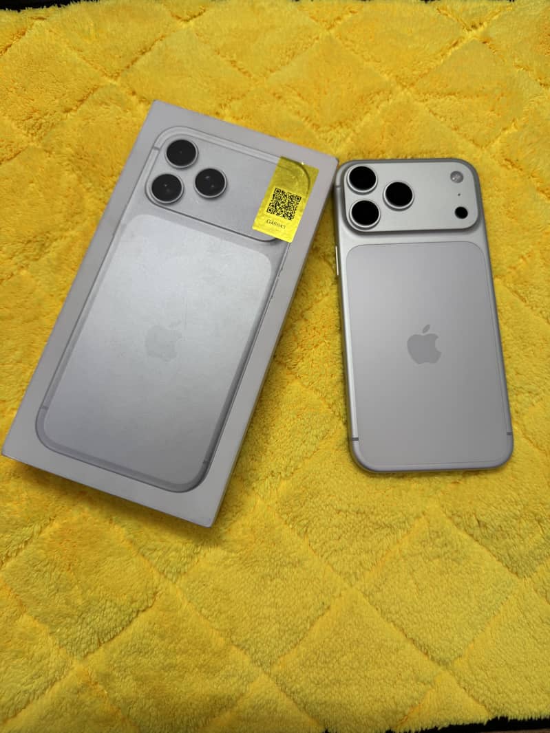 Apple iPhone 17 Pro Max 0