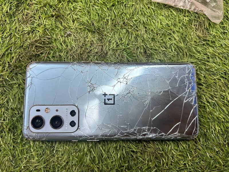 One Plus 9 Pro 3