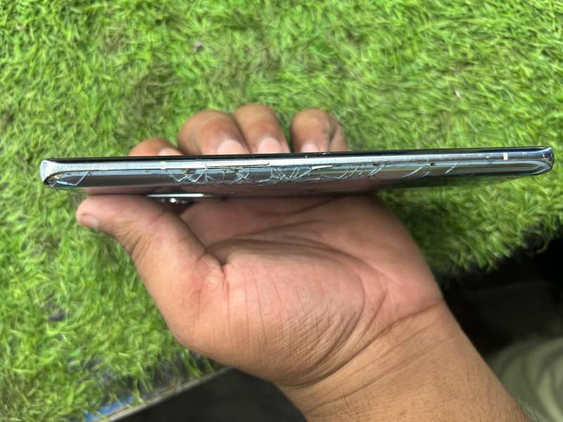 One Plus 9 Pro 4