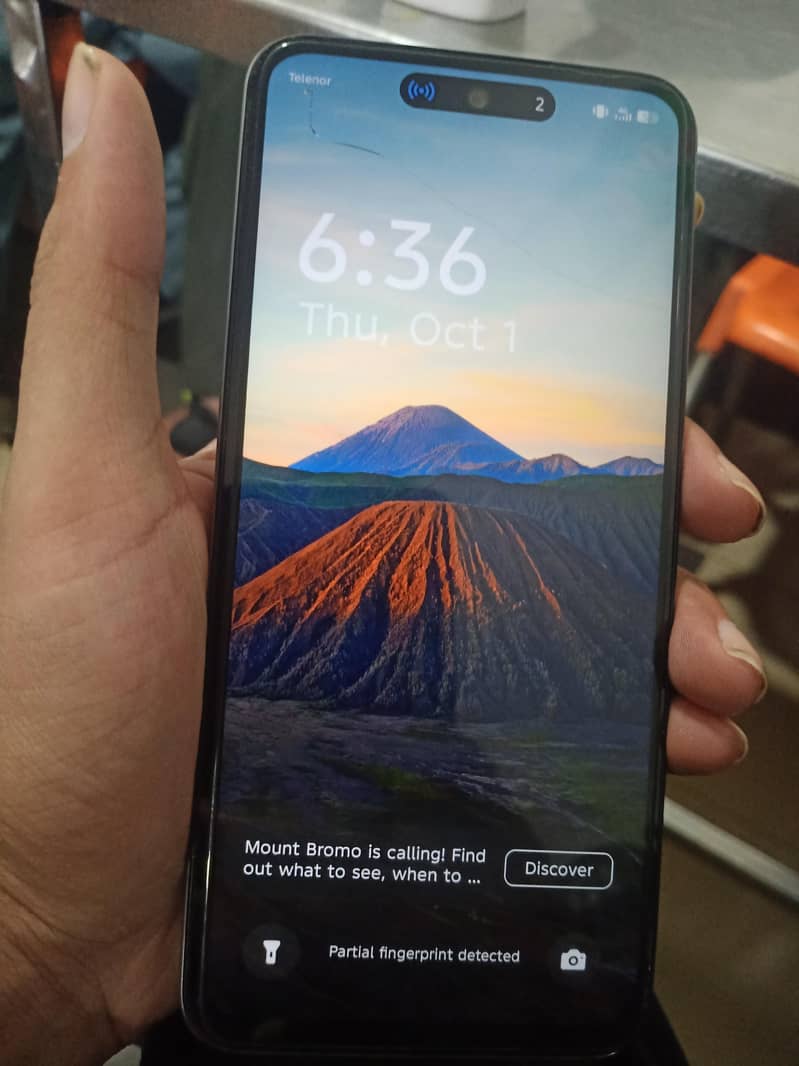 Tecno Spark 40c complete box 1