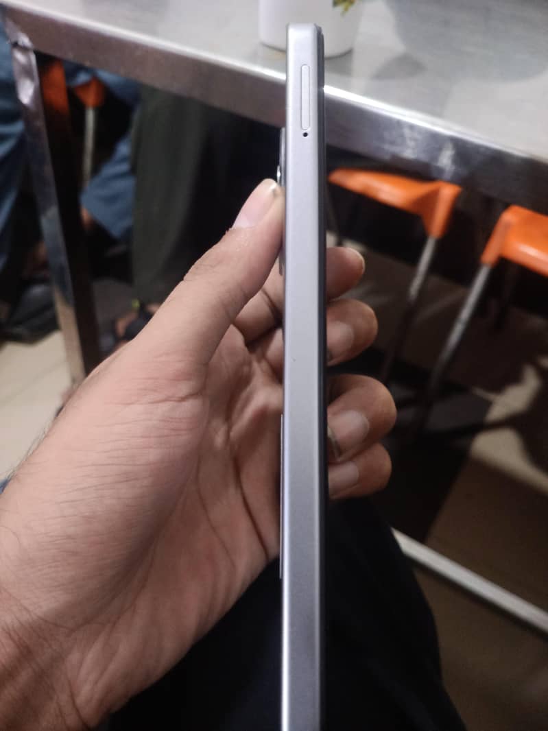 Tecno Spark 40c complete box 4
