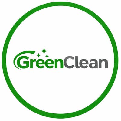 Solar panel cleaning service