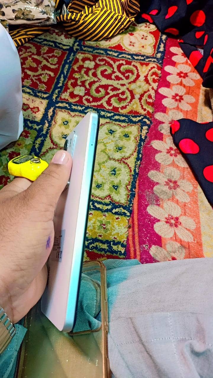 Realme C71 1