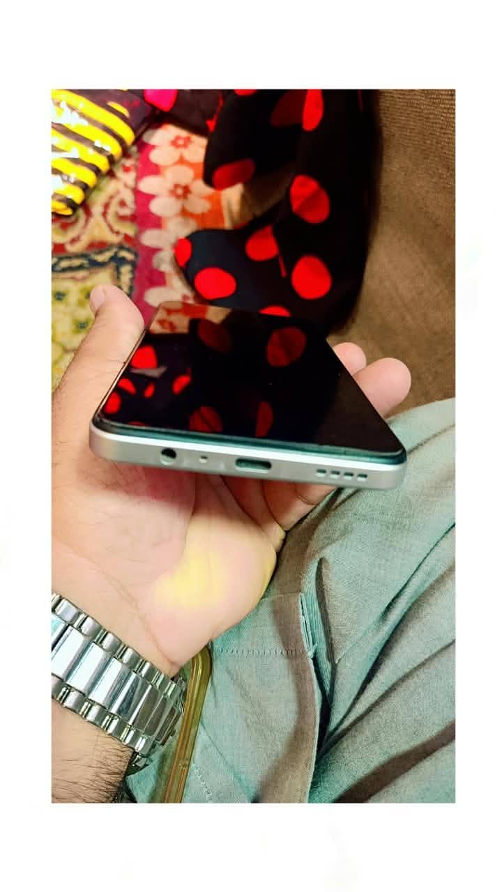 Realme C71 4