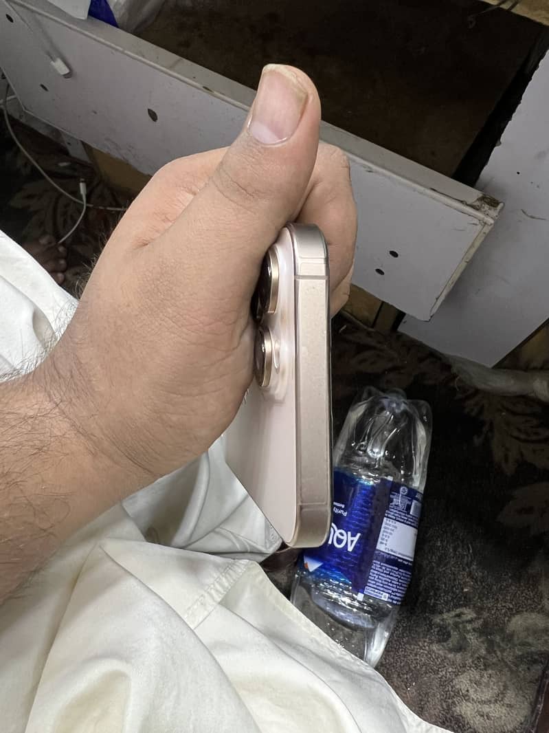 Apple iPhone 16 Pro Max 3
