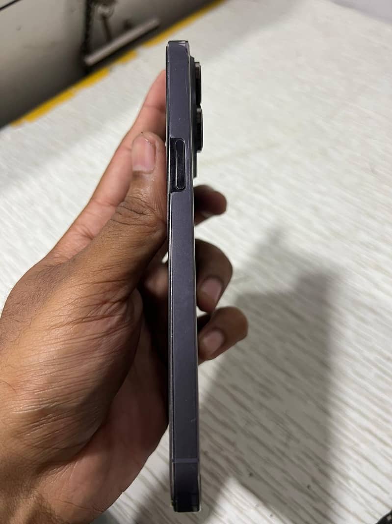 Apple iPhone 14 Pro Max 7