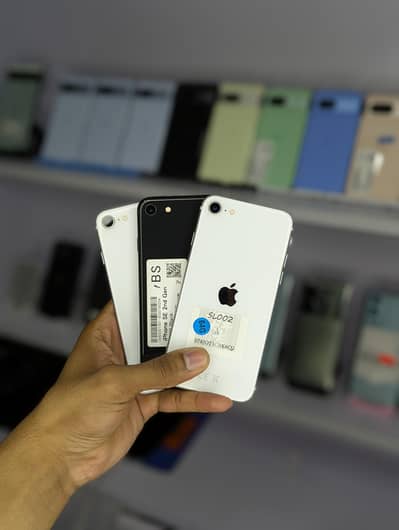 iPhone SE 2Gen Mix Health Waterpack (official PTA) dual sim 10/10