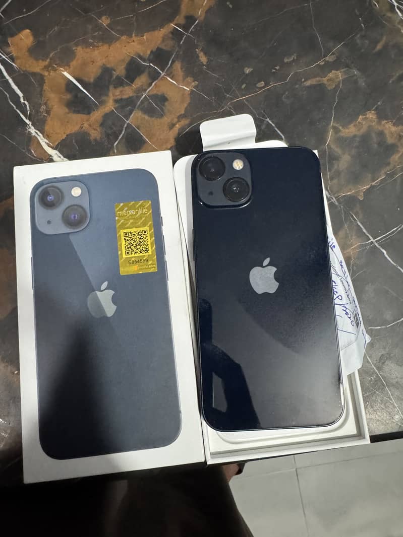 Apple iPhone 13 2