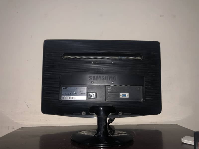 Samsung LCD SyncMaster B1930 2