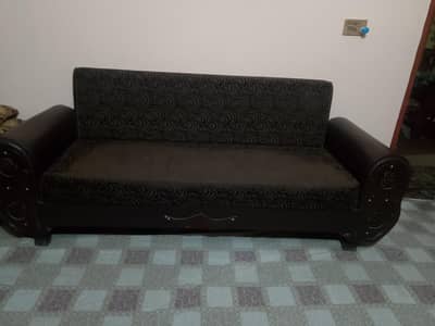used sofa cumbed good condition