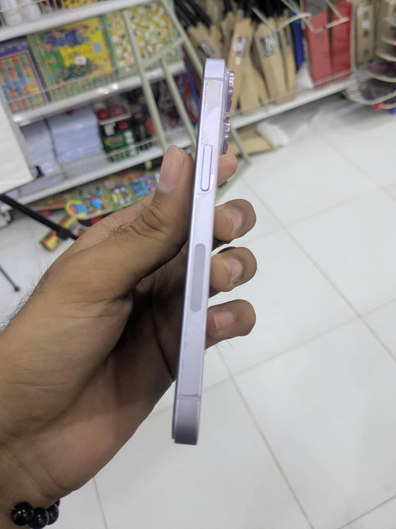Apple iPhone 14 1
