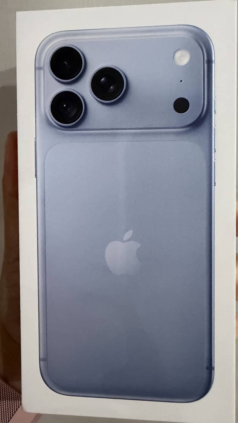 Apple iPhone 18 Pro Max 2
