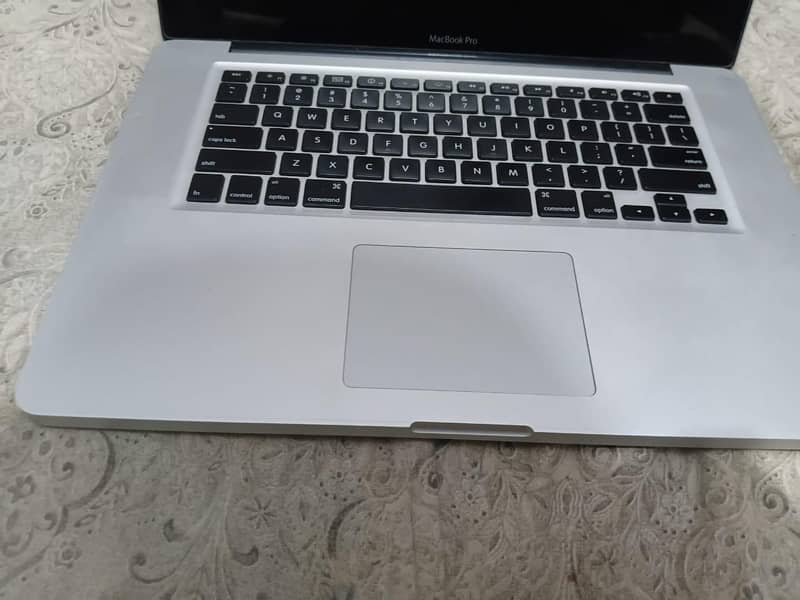 macbook pro model a1286 1