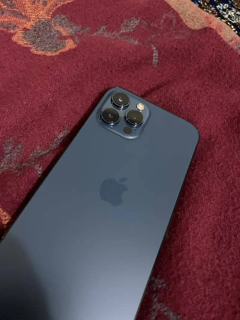 Apple iPhone 12 Pro Max 6