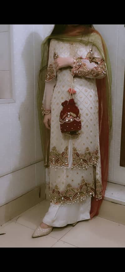 Wedding dress