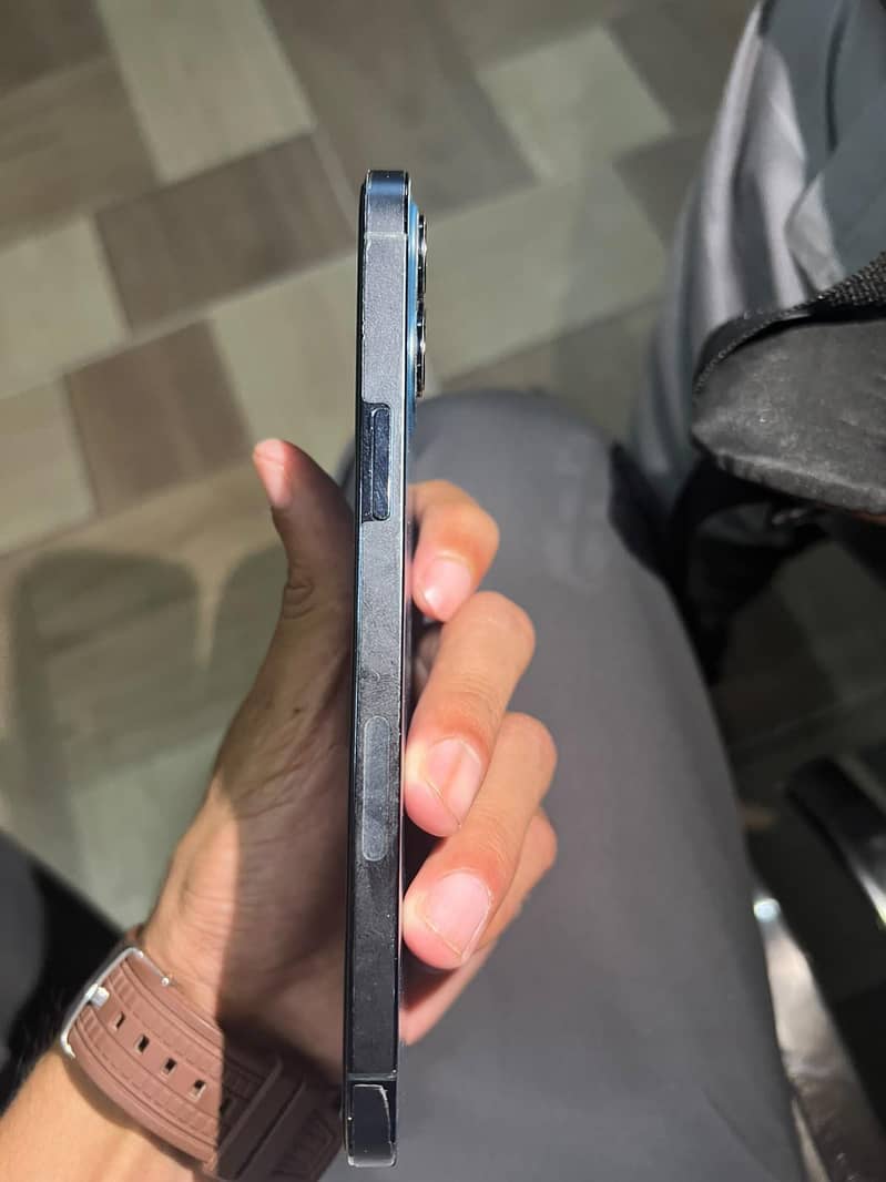 Apple iPhone 12 Pro Max 8