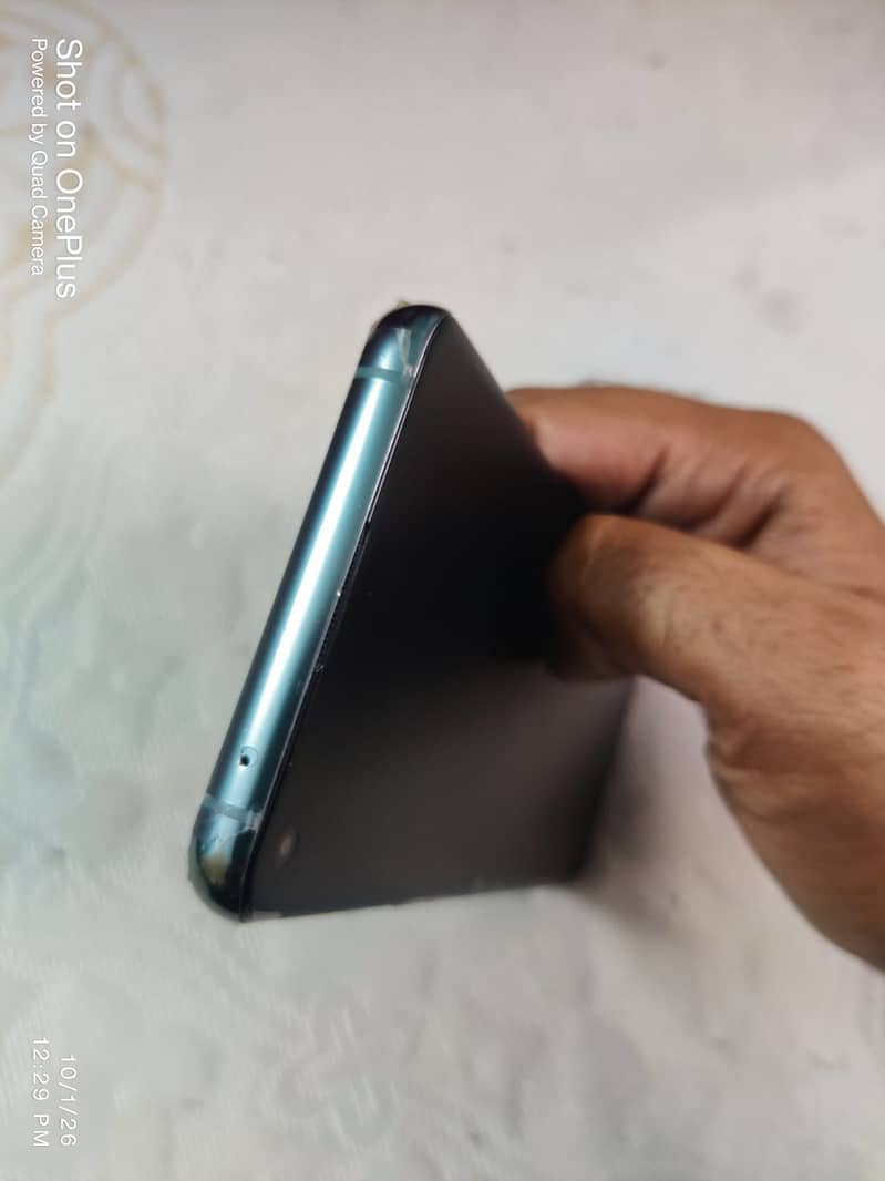 One Plus 9 Pro 4