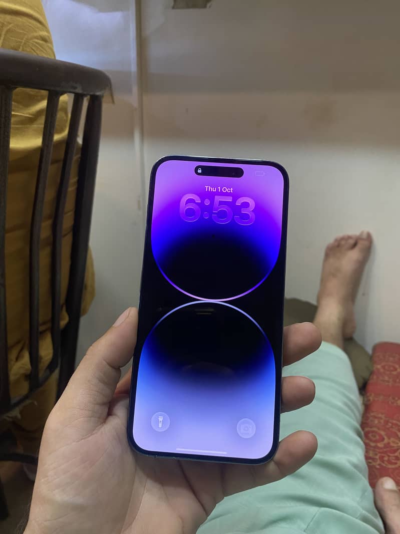 Apple iPhone 14 Pro Max 1