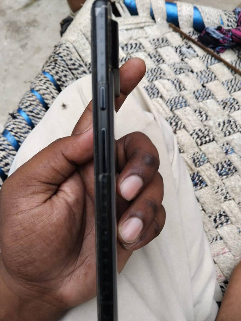 Google Pixel 6 4