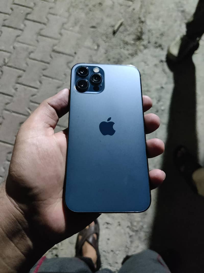 Apple iPhone 12 Pro 0
