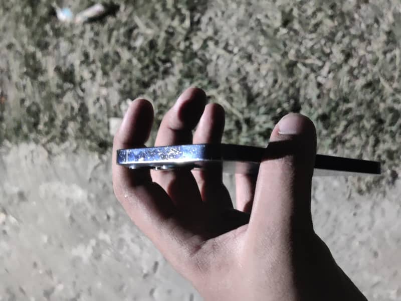 Apple iPhone 12 Pro 3