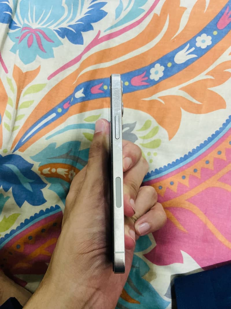 Apple iPhone 12 Pro 1