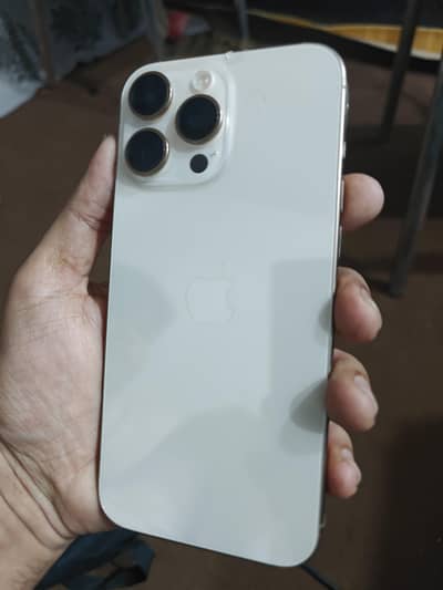 Apple iPhone 16 Pro Max