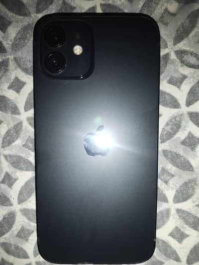 Apple iPhone 12