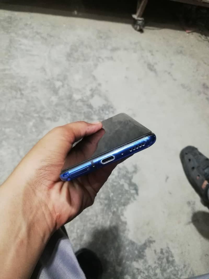 One Plus 7 Pro 3