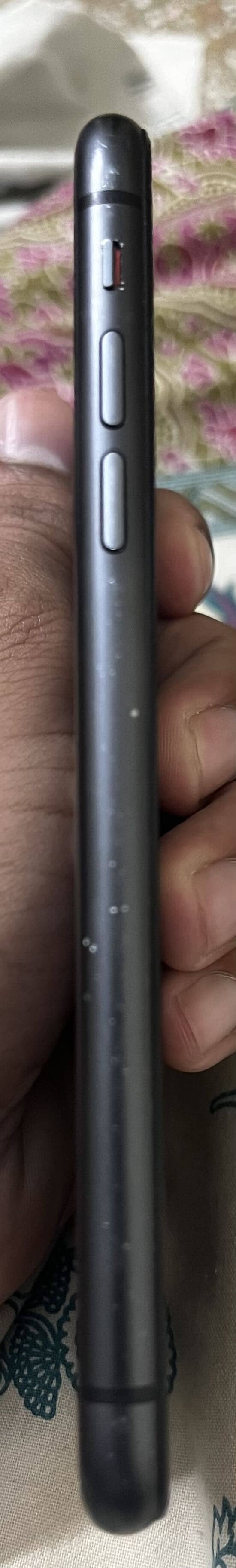 Apple iPhone 11 1