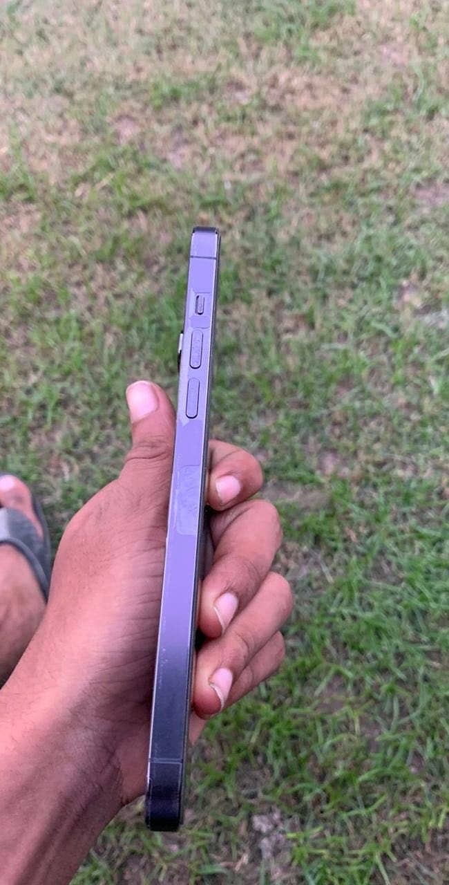 Apple iPhone 14 Pro Max 4