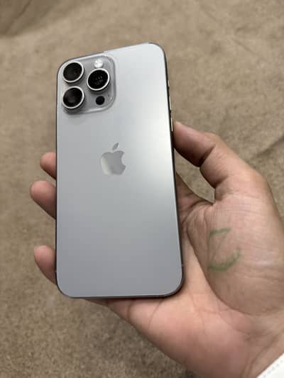 Apple iPhone 15 Pro Max