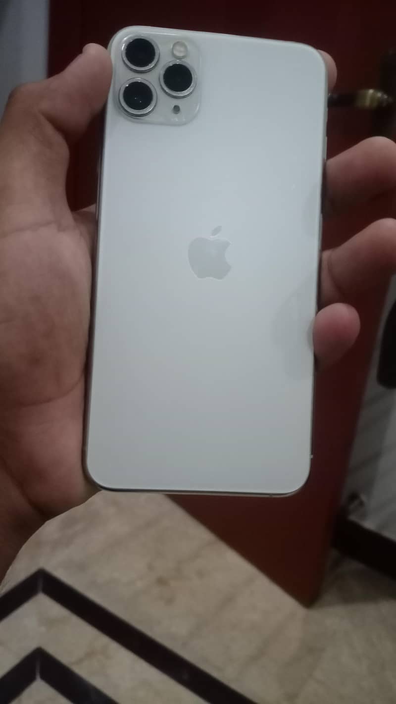 Apple iPhone 11 Pro Max 0
