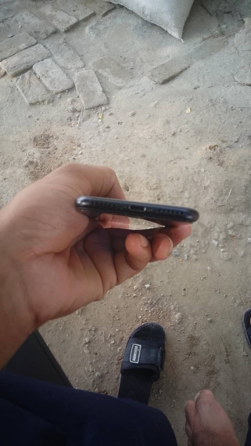 Apple iPhone SE 2