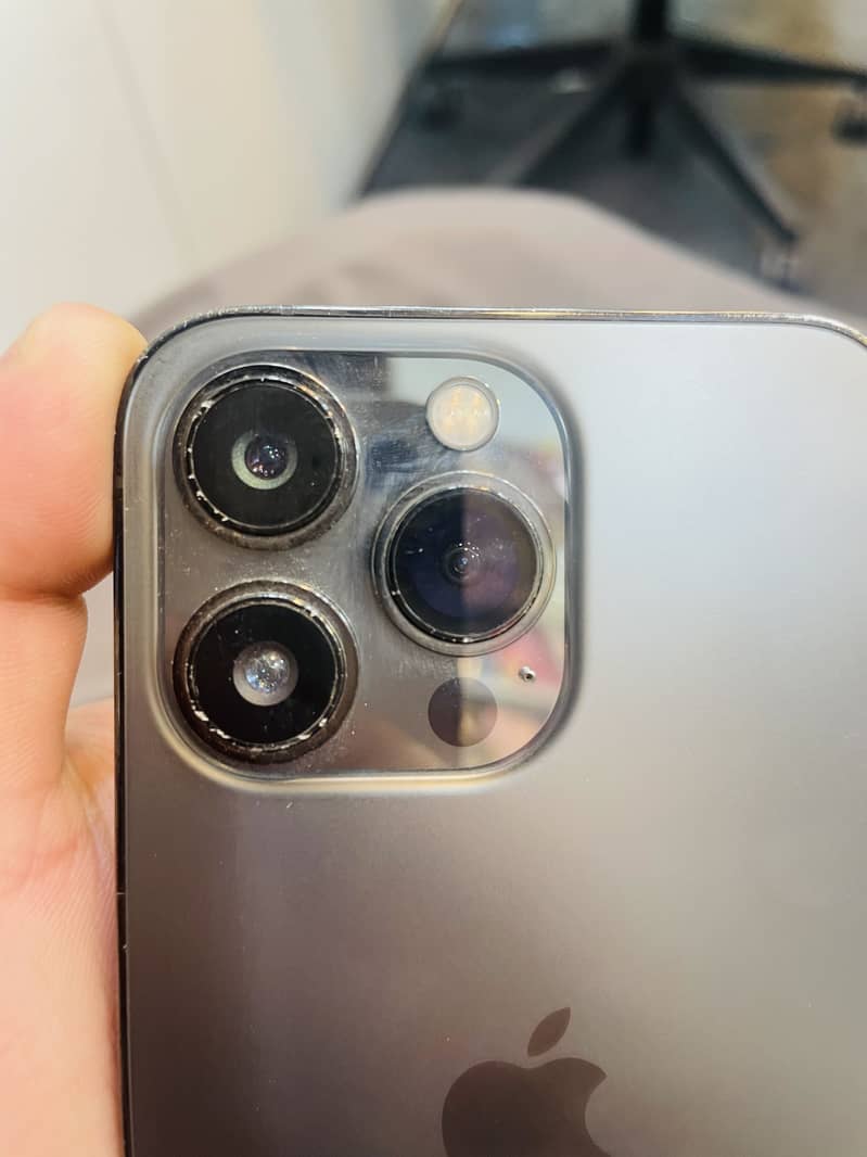 Apple iPhone 13 Pro 6