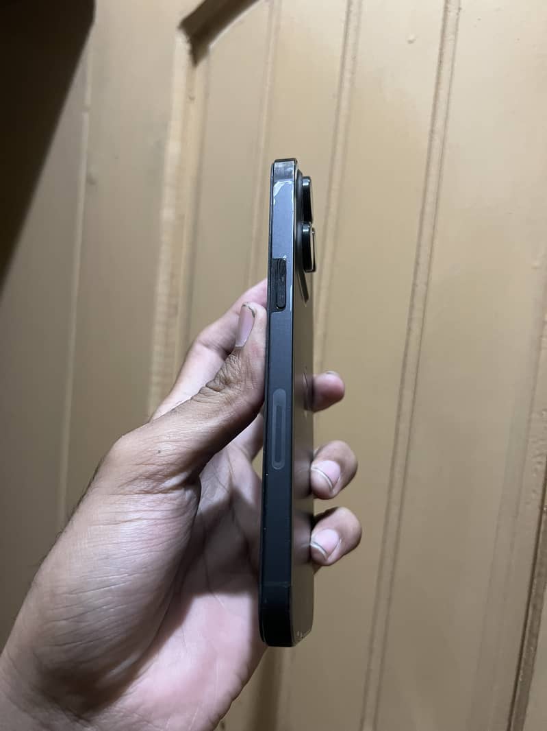 iPhone 14 Pro Max 3