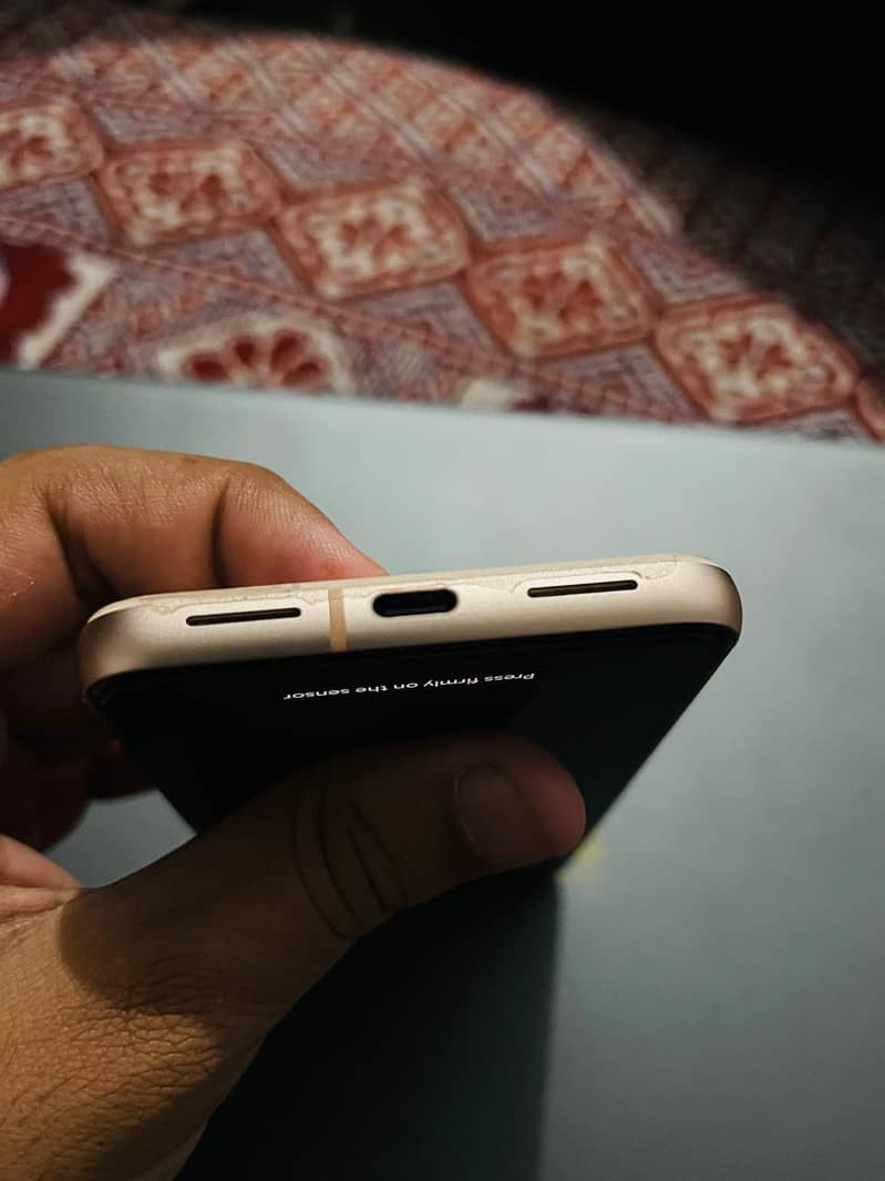 Google Pixel 8 0